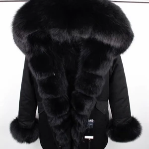 Parka jacka  - Säljer min parka jacka i Strl S, precis som nyskick väldigt fin! Det är inget fel på den, hör av er vid intresse!