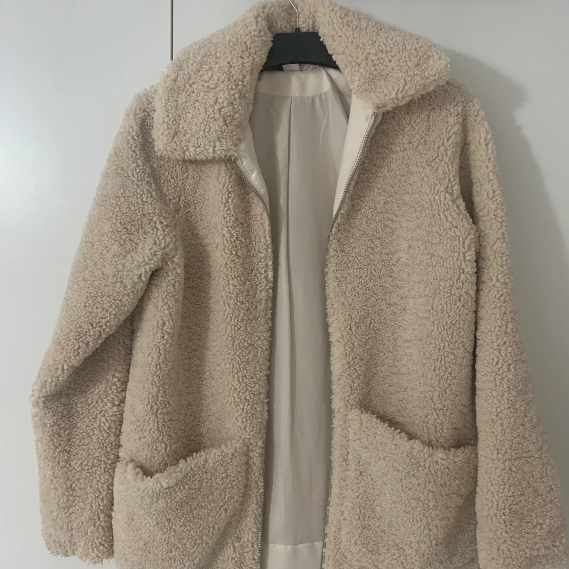 Beige teddy jacka stlk S - 90