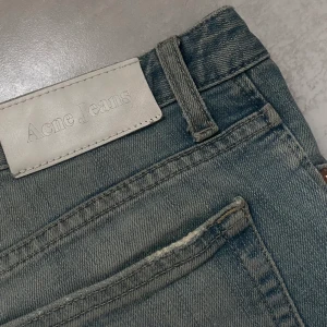 Blåa acne jeans  - Säljer super snygga acnejeans från mitt UF-företag - modern vintage UF 💕💕