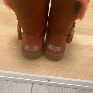 Ugg - Säljer min äkta ugg i mycket bra skick.Passar 37-38