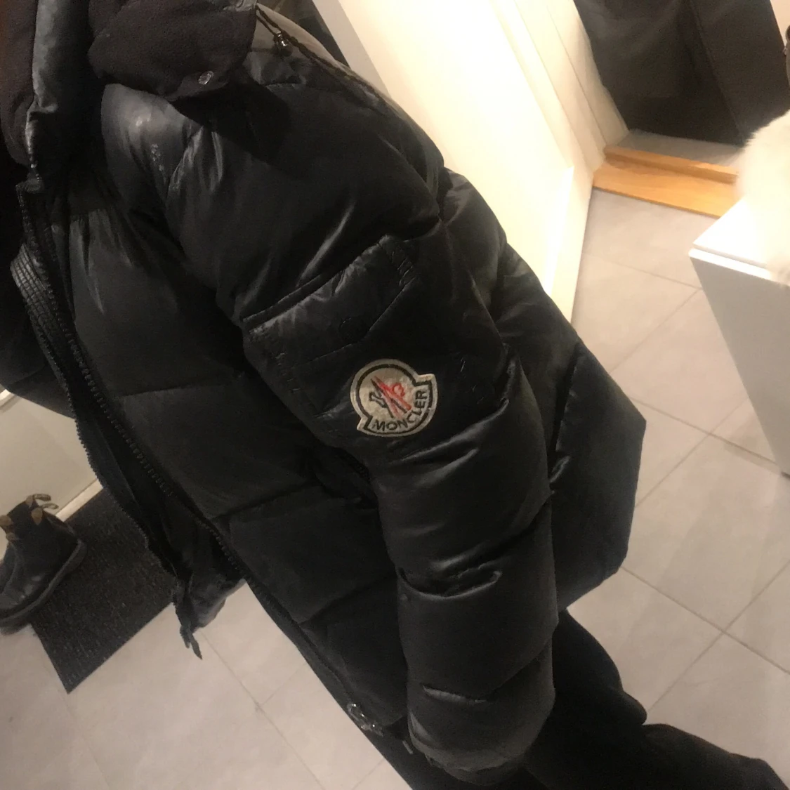 Moncler  - 90