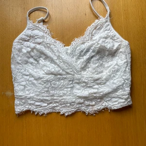 Spets topp - Fin spetstopp i storlek S