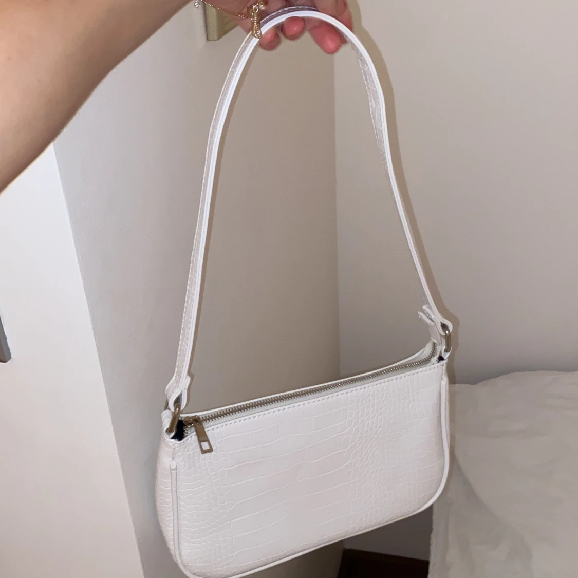 Axelväska vit - 91