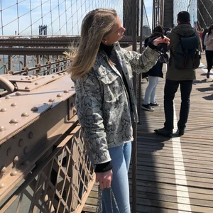 Zara jacka - En så cool ormimiterad jacka från Zara i storlek XS❤️‍🔥