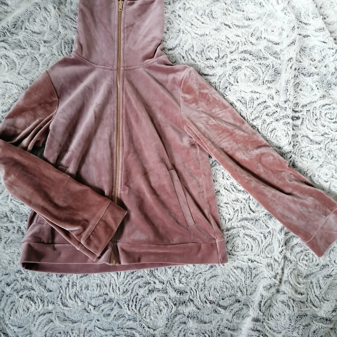 Velour tröja med hög krage