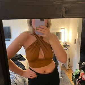 Fest topp - Säljer denna snygga topp, frakt tillkommer 