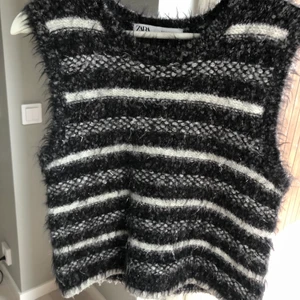 Zara väst - Så fin stickad väst från zara 