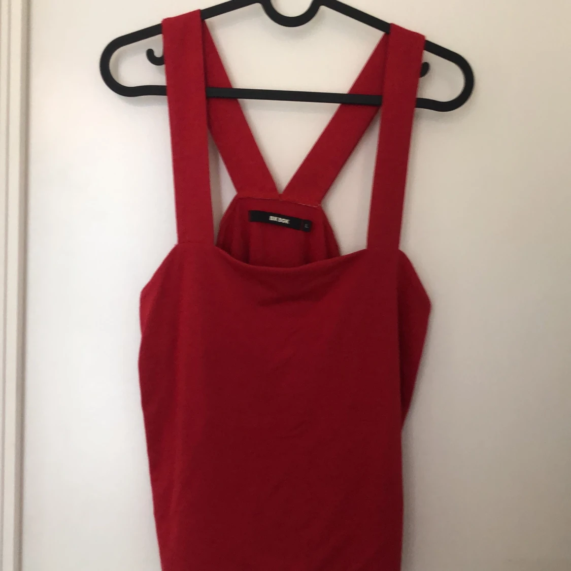 En topp från bikbok i storlek L 