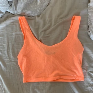 Orange topp - Orange somrig topp  🤩🤩