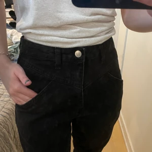 NAKD jeans  - NAKD jeans med as coola fickor