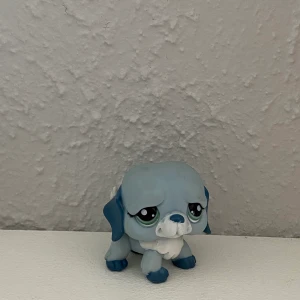 Little Pet shop - 60kr, betalning sker via Swish! Köparen står för frakten🤍 