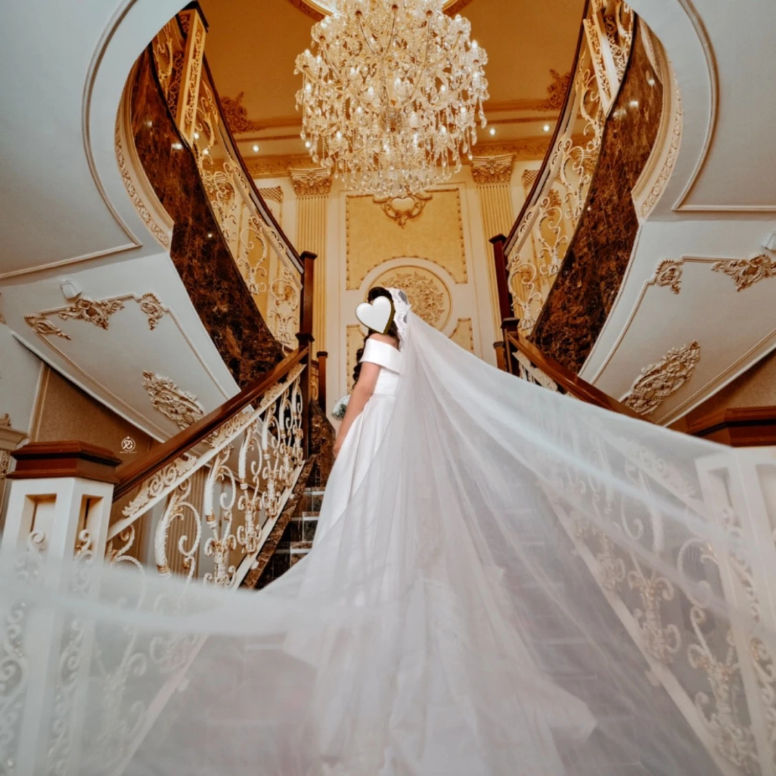 Bröllopsklänningen strl 38 - 90