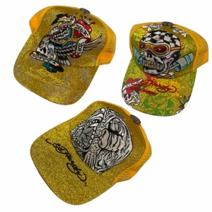ED HARDY KEPSAR - 250kr styck! Hade 14 ifrån början, men nu är resten sålda, så passa på
