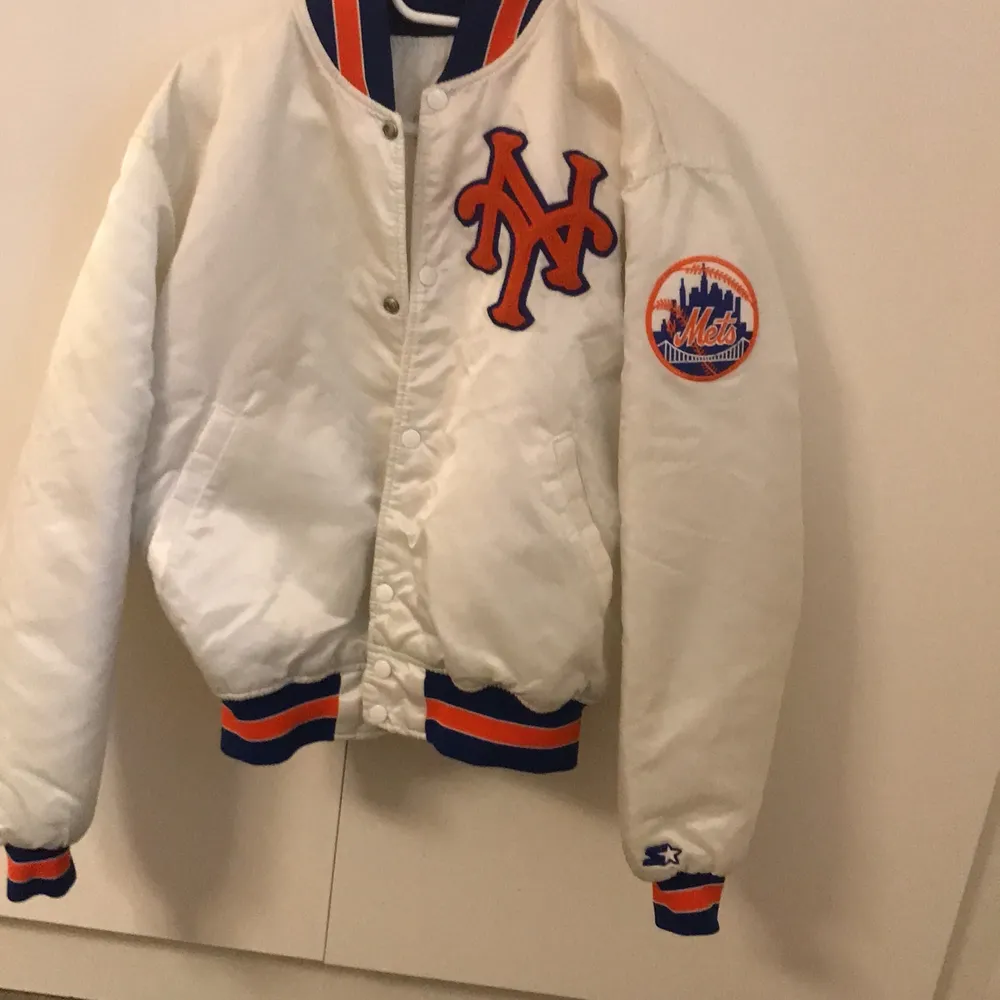 ”Vintage New York Mets Authentic Starter Jacket”Väkldigt bra skick . Jackor.