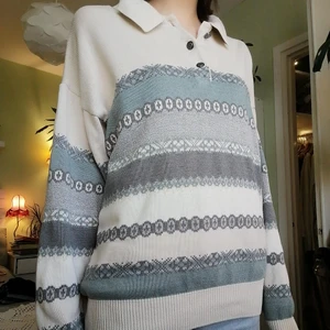 Randig stockad tröja - Stor i storleken