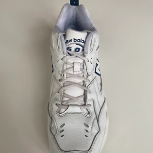 New Balance 608  - New Balance 608 vita storlek 47, använda men i mycket gott skick! Priset är förhandlingsbart