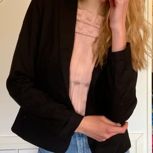 Svart kavaj - Använd 2 gånger