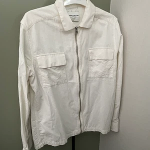 Overshirt - Overshirt i fint skick utan det lilla hålet se bild 2