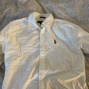 Ralph Lauren skorta  - Använd 3 gånger inga defekter. Orginal pris 1 195kr 