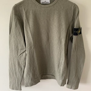 Stone Island Tröja - Tröja från Stone Island. Storlek S. Köpt på NK för några år sedan för cirka 2000kr.