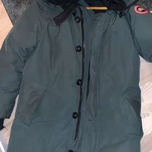 Canada goose jacka äkta  - Storlek L