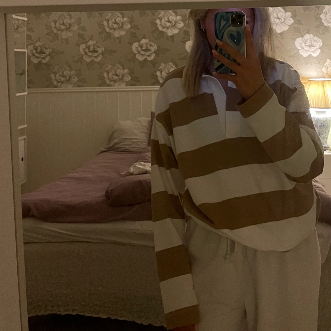 Randig tröja med krage🤎 - 90