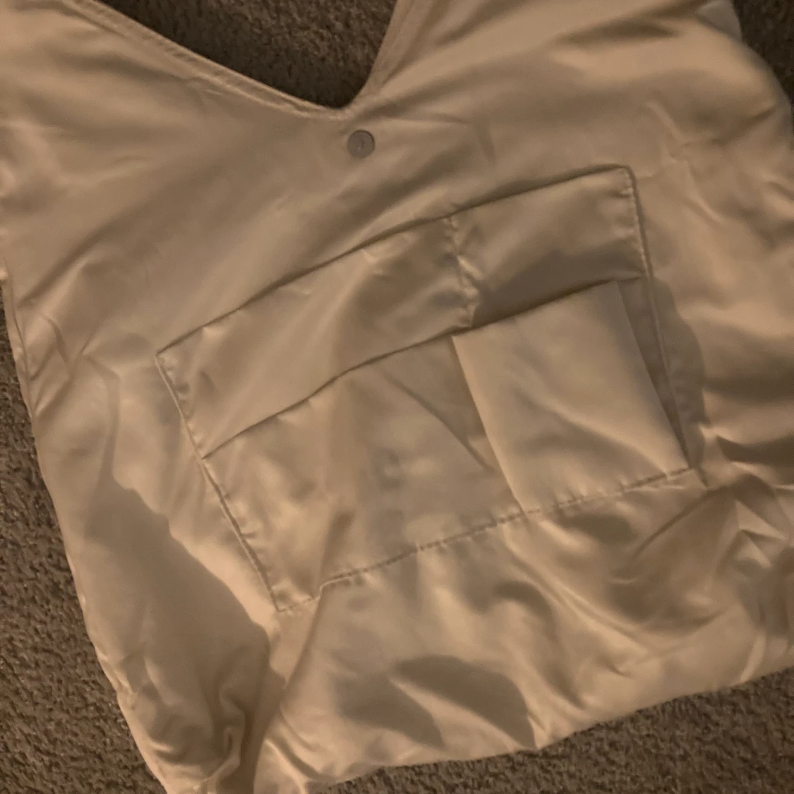 Tote/cross-body väska med knut - 91