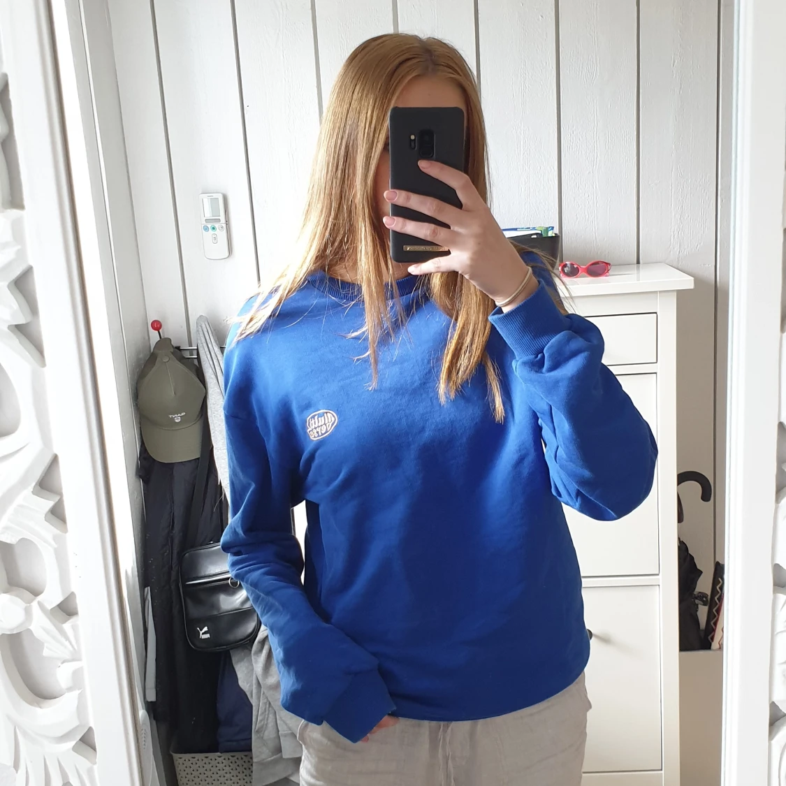 Mörkblå sweatshirt - 91