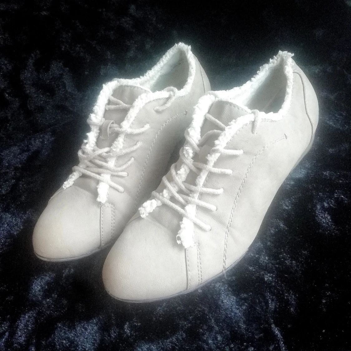 Unika skor från Graceland, 40