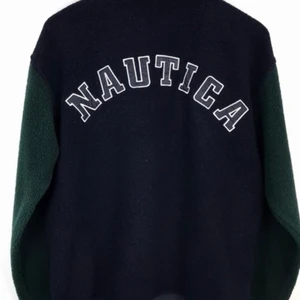 Vintage jacka - Funderar på att sälja min fina bomberjacka som jag köpte av en vintageaffär. Och är sedan dess knappt använd. Köptes för ca 700kr och säljer vid rimligt pris så det är bara att buda!