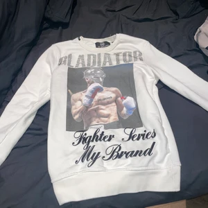 MY BRAND GLADIATOR AMSTERDAM - Snygg my brand tröja. 