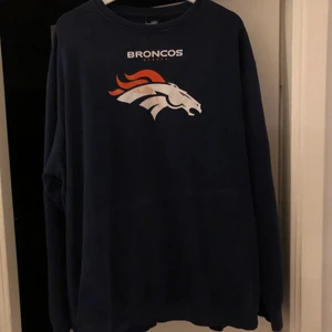 Vintage Tröja - Vintage Tröja ”Broncos” i storlek XXL. Hör av dig om du har några frågor eller vill ha bilder/mått på plagget ✌🏼
