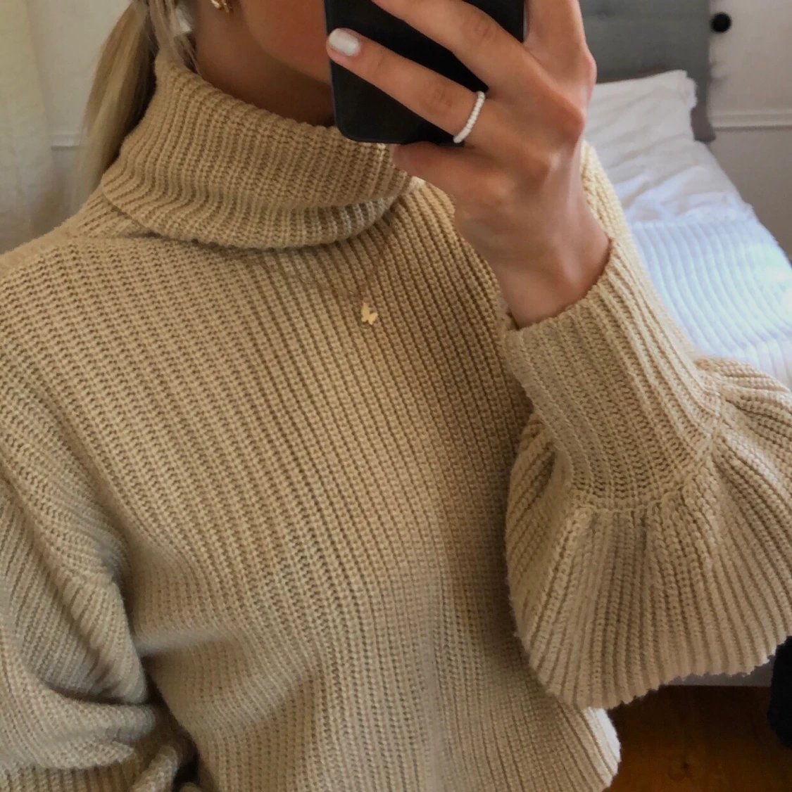 Beige stickad tröja   - 90