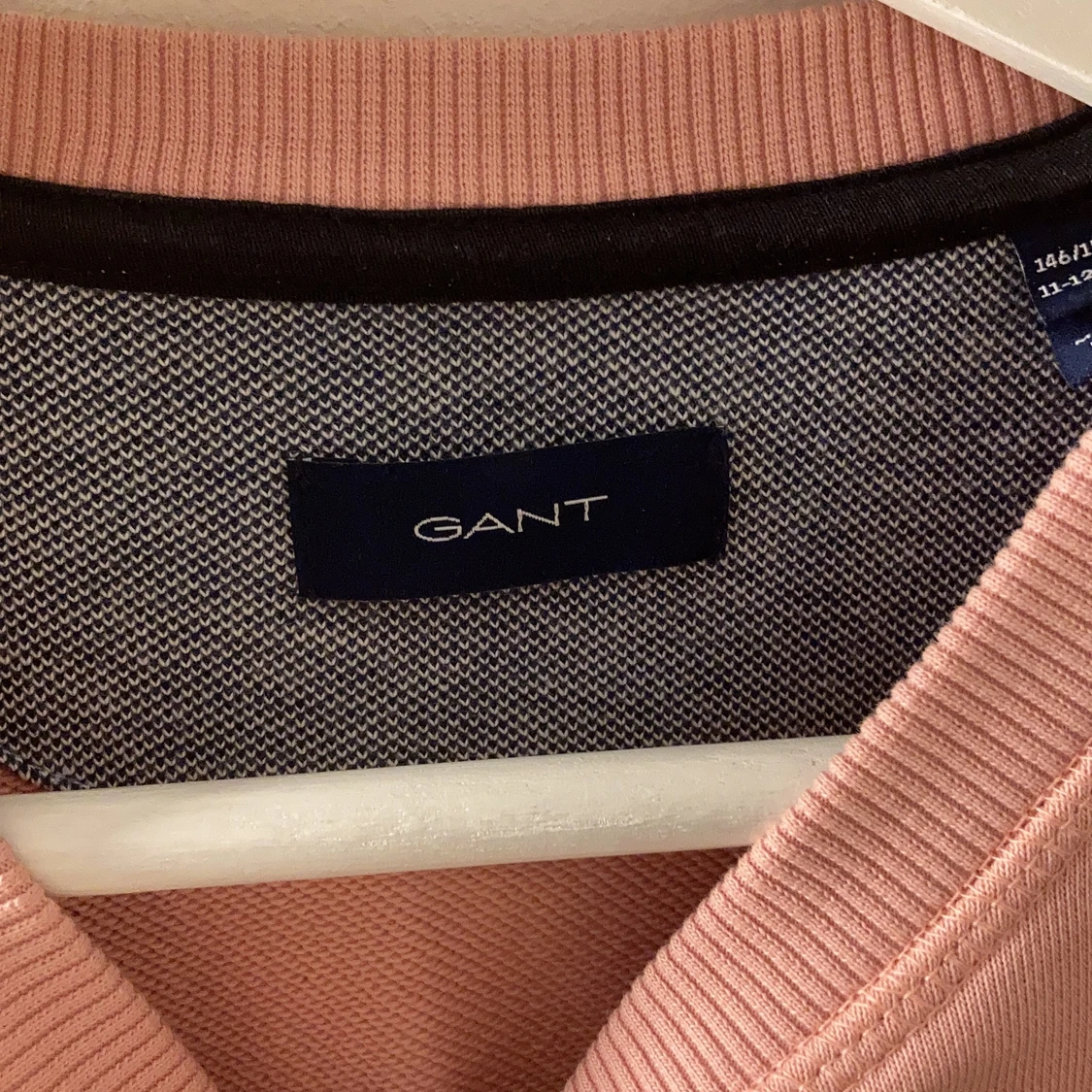 Gant hoodie💗 - 91