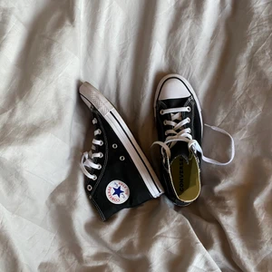 Converse Chuck Taylor 70s Hi - Säljer iväg mina knappt använda Converse då jag aldrig har på mig dom. 