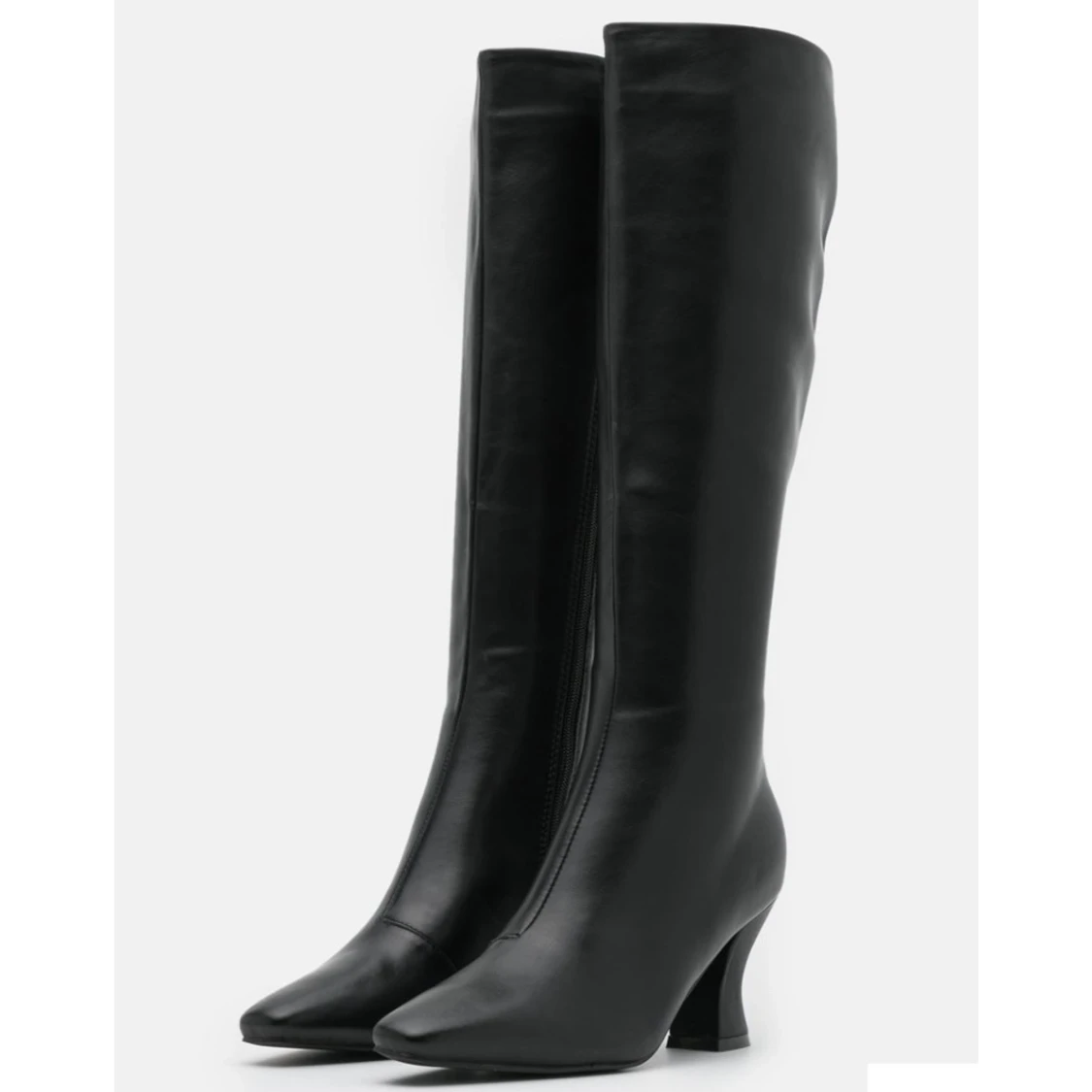 Stövlar oanvända från zalando 