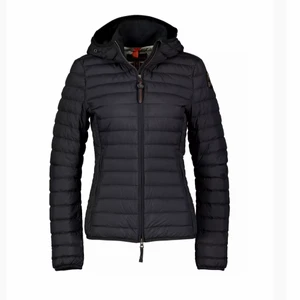 Parajumper jacka  - Svart parajumper jacka i storlek XS. Finns ett litet hål därav priset. Kontakta mig för fler bilder. Nypris 4200kr