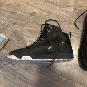 Polo Ralph Laurent sneaker  - Bekväm sko, köpt för 1,5 år sen knappt använd.