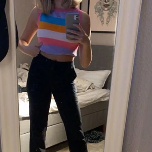 Topp - Säljer denna fina färgelanda toppen ifrån Zara då den inte kommer till användning!💕