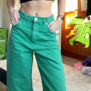 Gröna byxor - Så snygga, kommer ej till användning, köpt här på Plick! 