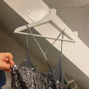 Festtopp! - Aldrig använd!! Superfin