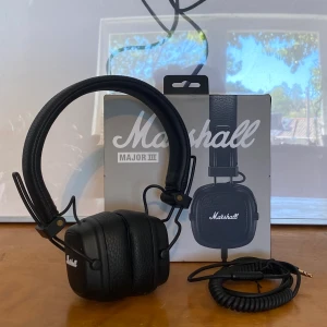 MARSHALL HÖRLURAR  - MARSHALL HÖRLURAR, Major III, Nypris: 589kr