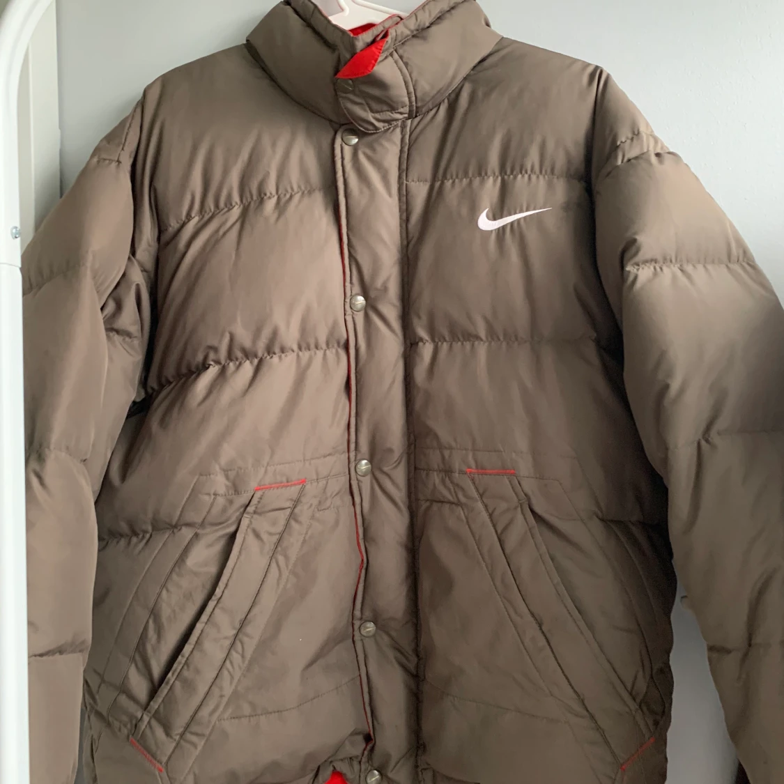 Nike puffer jacka brun! Vintage