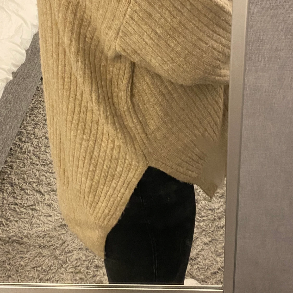 Stickad tröja 🤎 - 90