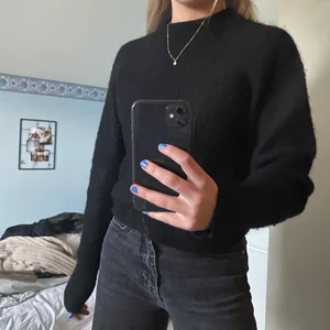 Svart stickad tröja, nakd - Svart stickad tröja från nakd