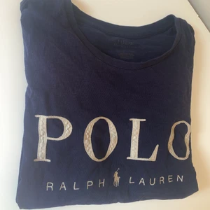 Ralph Lauren t-shirt ❤️‍🔥 - Fin Ralph lauren t-shirt köpt i USA. Stl XS-S