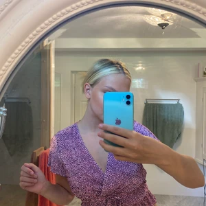 Söt topp - Söt topp från pull&bear sitter jätte fint!!