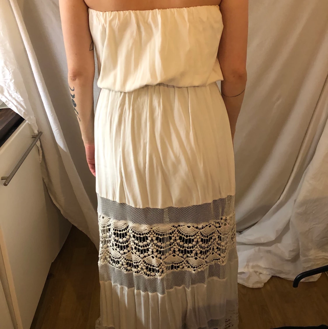 Vit 80s klänning - 90