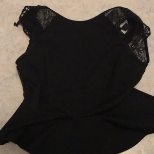 Fin överdel  - En fin överdel som är i strl S