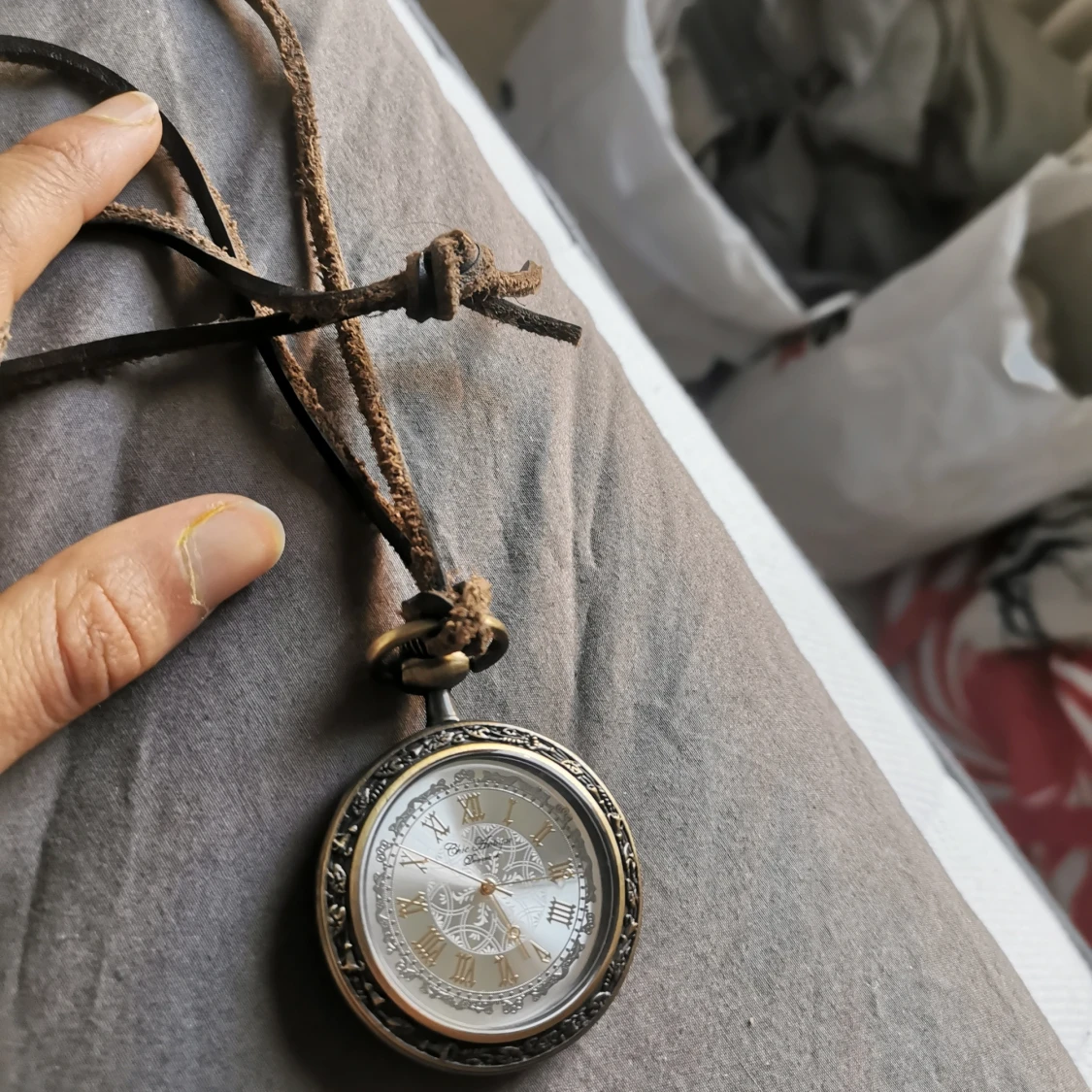 Modern klockurs-smycke - 90